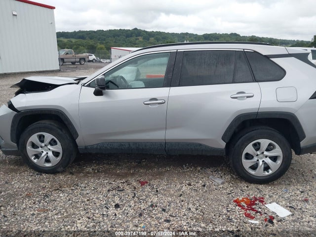 Toyota RAV4 LE 2019 2T3H1RFV7KW048133 Image 13