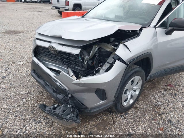 Toyota RAV4 LE 2019 2T3H1RFV7KW048133 Image 6