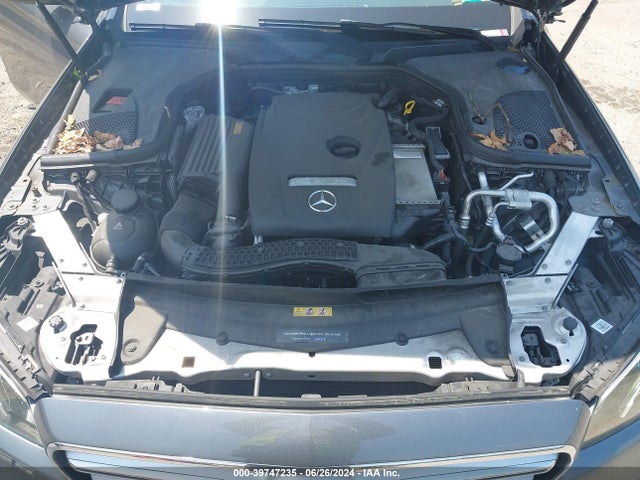 WDDZF4KB2KA674374 Mercedes-Benz E 300 4matic
