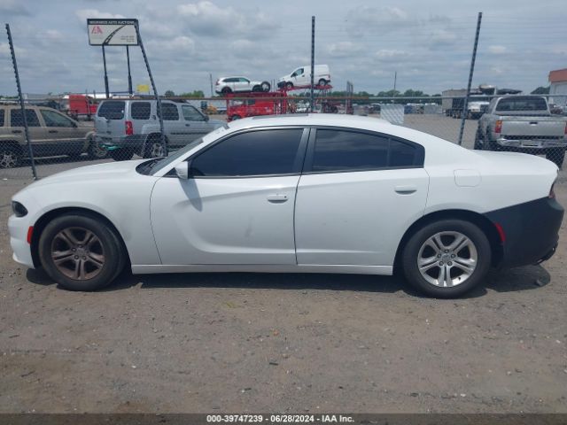 2C3CDXBG2KH696349 Dodge Charger Sxt Rwd