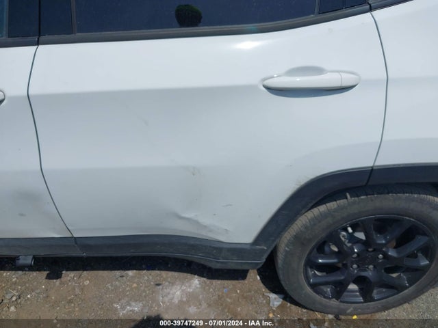 3C4NJCBB0NT234877 Jeep Compass Altitude Fwd
