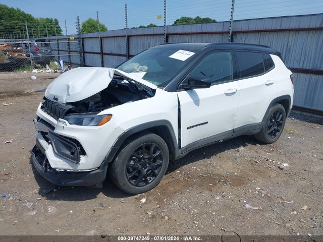 3C4NJCBB0NT234877 Jeep Compass Altitude Fwd