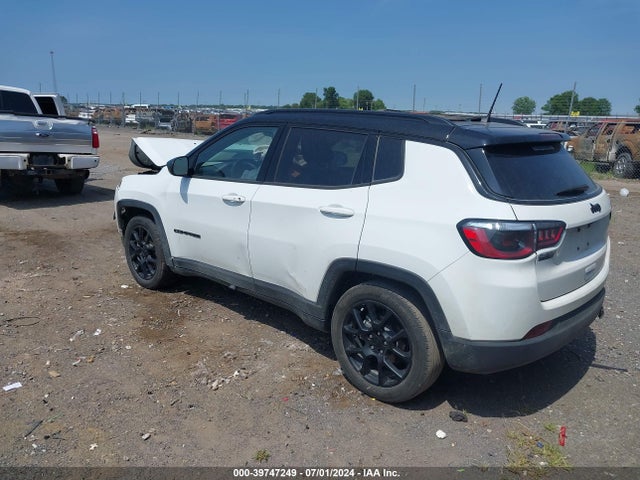 3C4NJCBB0NT234877 Jeep Compass Altitude Fwd
