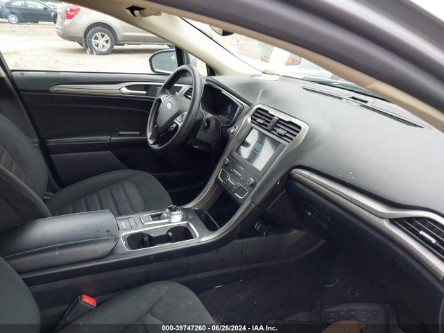 Ford FUSION SE 2020 3FA6P0HD2LR138923 Image 5
