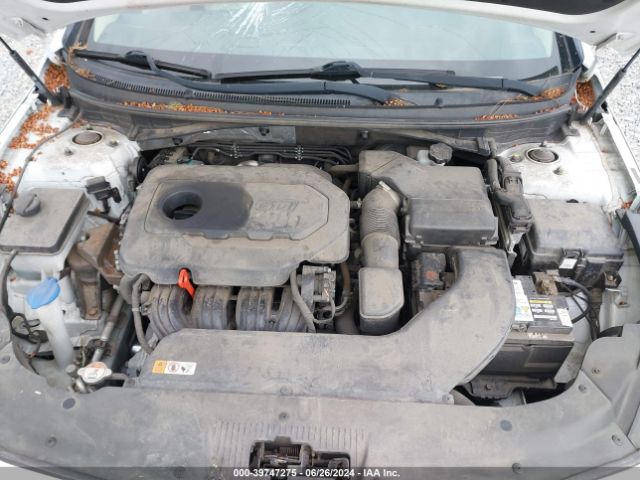 5NPE24AF8FH148113 Hyundai SONATA SE