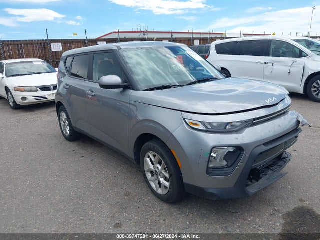 KIA SOUL LX 2022 KNDJ23AU1N7807207 Image 1