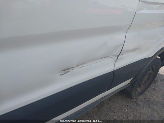 1FTNR2CM7FKA55645 Ford Transit-250
