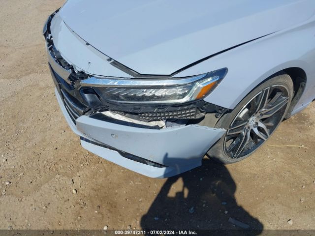 1HGCV3F95NA006983 Honda Accord Hybrid Touring