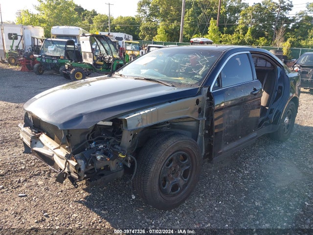 Ford Police Interceptor 2015 1FAHP2MK4FG157381 Image 2