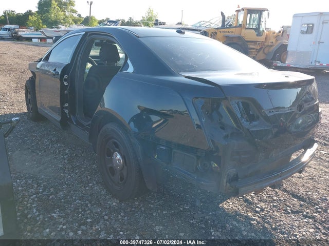Ford Police Interceptor 2015 1FAHP2MK4FG157381 Image 3
