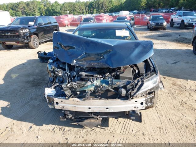 4T1B11HK7JU585215 Toyota CAMRY LE