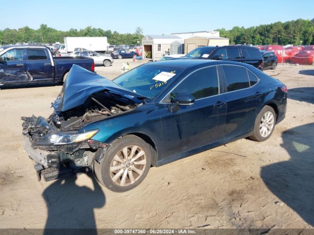 4T1B11HK7JU585215 Toyota CAMRY LE