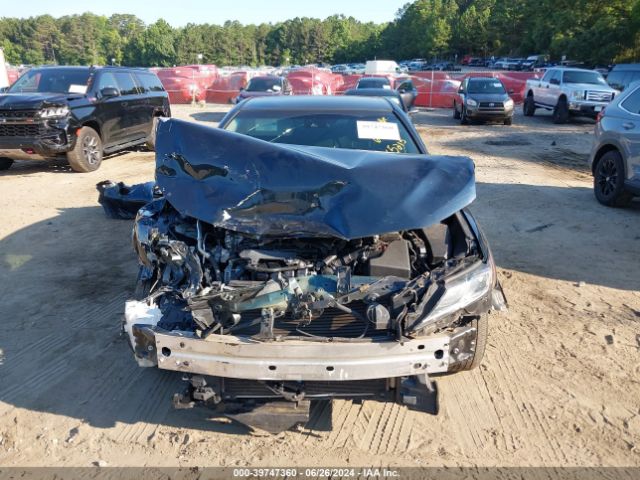 4T1B11HK7JU585215 Toyota CAMRY LE