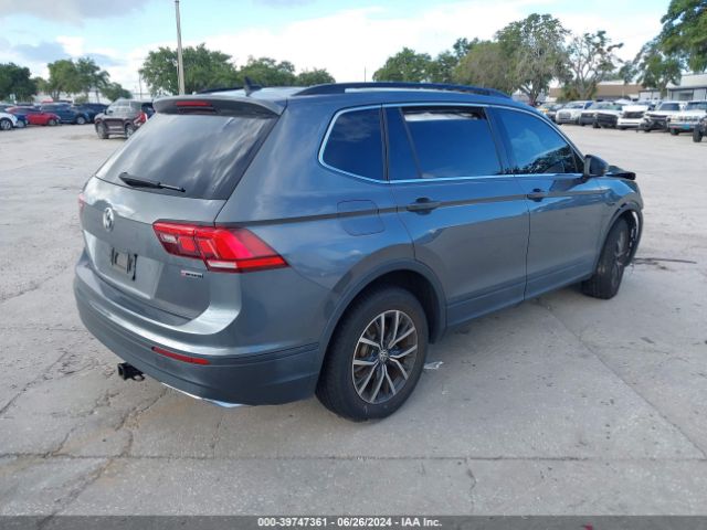 3VV2B7AXXKM191306 Volkswagen Tiguan