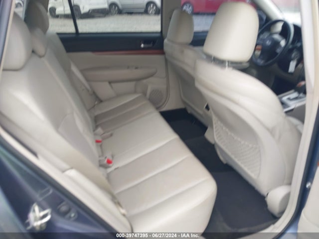 Subaru Outback 2.5i Limited 2014 4S4BRBLC5E3253929 Image 8