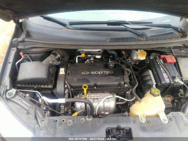 Chevrolet Sonic Ls Auto 2017 1G1JB5SH5H4152223 Image 10