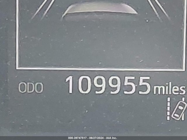 Toyota RAV4 LE 2018 JTMZFREVXJJ155505 Image 15