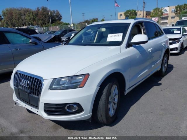 WA1CFAFP3EA053261 Audi Q5 2.0t Premium