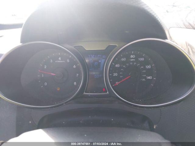 KMHTC6AD1HU315348 Hyundai Veloster Value Edition