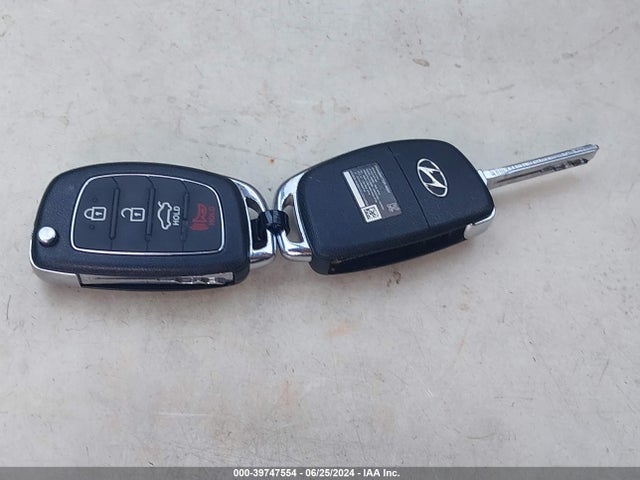 Hyundai SONATA SE 2015 5NPE24AF1FH236727 Image 11