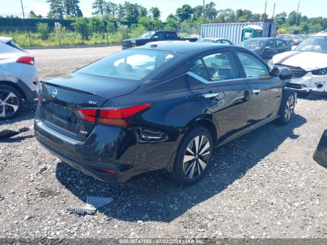 1N4BL4DW7NN363238 Nissan Altima Sv Intelligent Awd