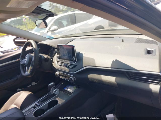 1N4BL4DW7NN363238 Nissan Altima Sv Intelligent Awd