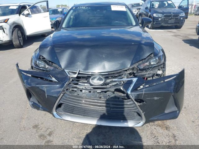 JTHBA1D2XH5055317 Lexus IS 200T