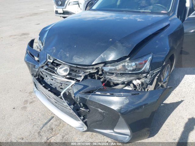 JTHBA1D2XH5055317 Lexus IS 200T