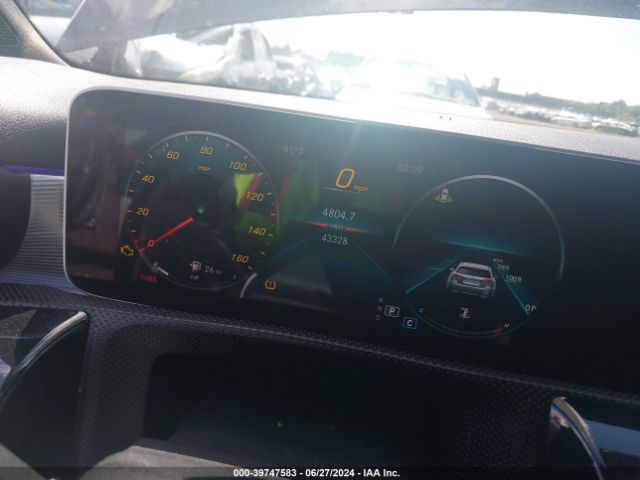 WDD3G4FB2KW002945 Mercedes-Benz A 220 4matic