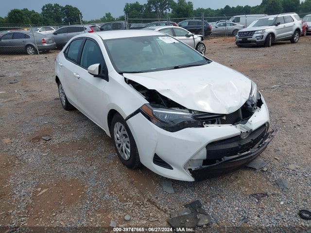 Toyota COROLLA LE 2019 5YFBURHE9KP894767 zdjęcie główne