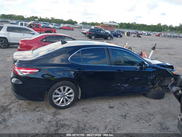 Toyota CAMRY LE 2019 4T1B11HK7KU808838 Image 13
