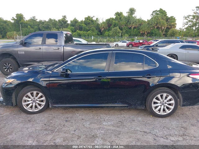 Toyota CAMRY LE 2019 4T1B11HK7KU808838 Image 14