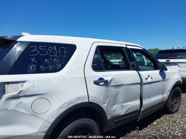 Ford Utility Police Interceptor 2017 1FM5K8AR4HGA77173 Image 13