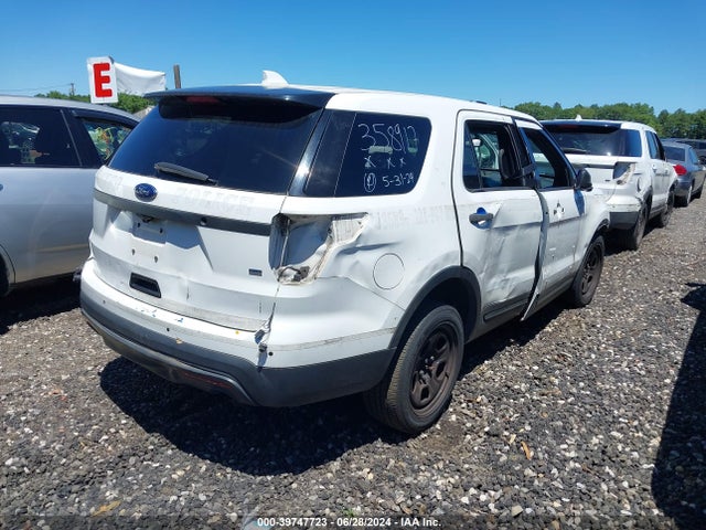 Ford Utility Police Interceptor 2017 1FM5K8AR4HGA77173 Image 4