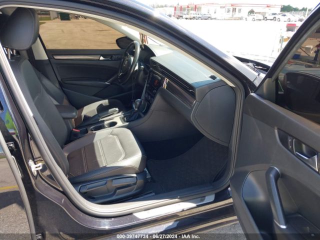 1VWMA7A3XLC020238 Volkswagen Passat 2.0t R-line