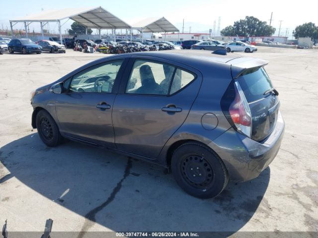JTDKDTB34G1131314 Toyota Prius C One