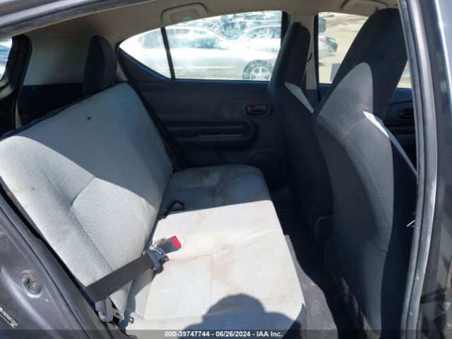 JTDKDTB34G1131314 Toyota Prius C One