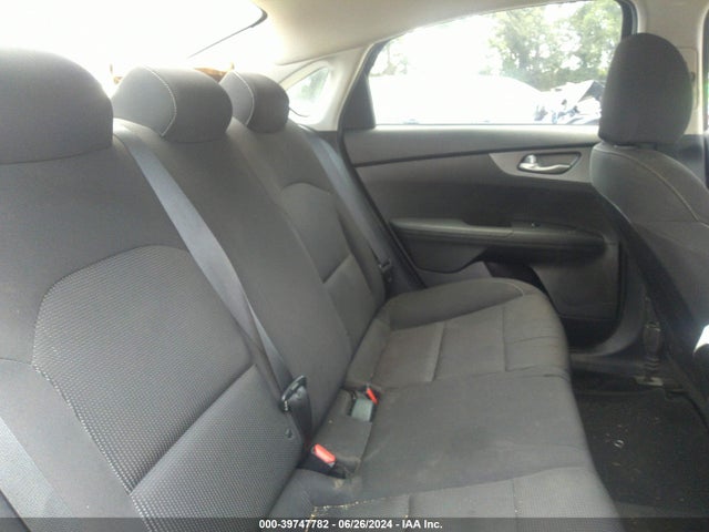KIA FORTE FE 2019 3KPF24AD1KE099192 Image 8