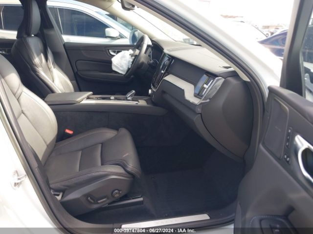 YV4L12DL3N1091712 Volvo Xc60 B5 Inscription