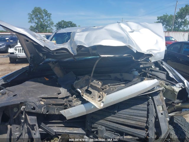 Chevrolet Silverado 1500 2lt 2018 3GCUKREC9JG108617 Image 10