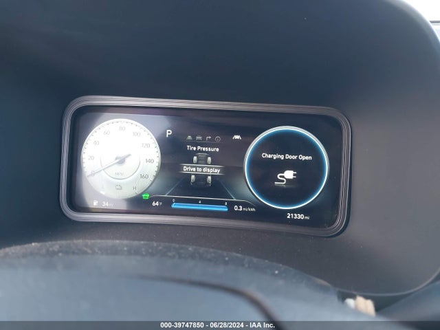 KM8K53AG1NU136771 Hyundai Kona Electric Limited