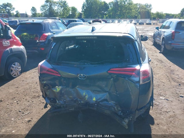 Toyota RAV4 LE 2018 JTMBFREVXJJ176095 Image 16