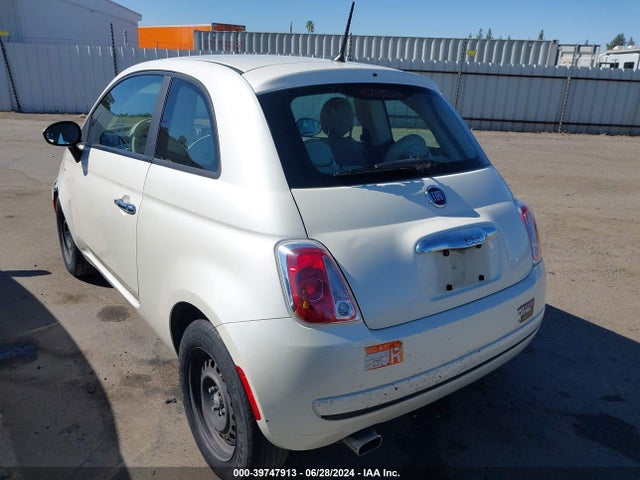 2013 FIAT 500 3C3CFFAR8DT739531 Photo 2