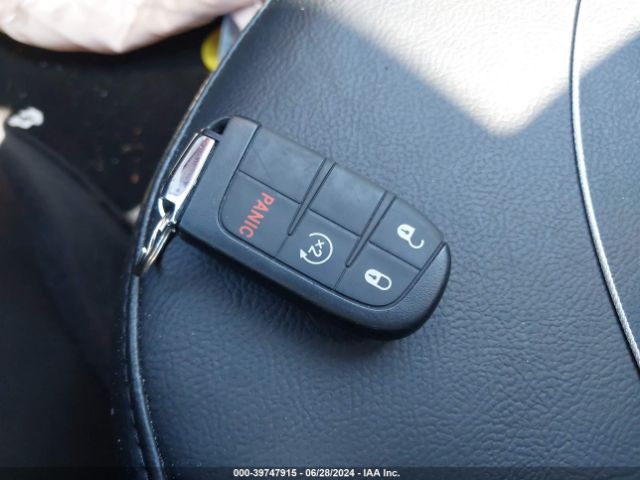 3C4NJDCB3NT155157 Jeep Compass Limited 4x4