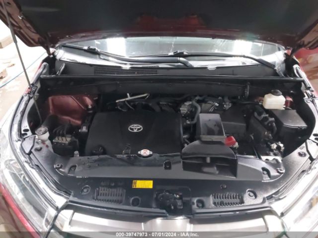 5TDDZRFHXJS835403 Toyota Highlander Limited