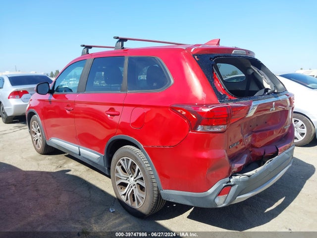 JA4AZ3A35HZ026163 Mitsubishi Outlander Se