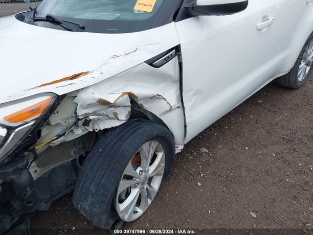 KIA SOUL + 2015 KNDJP3A53F7182028 Image 16