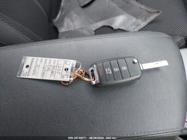 5XXGT4L31LG411235 KIA Optima Lx