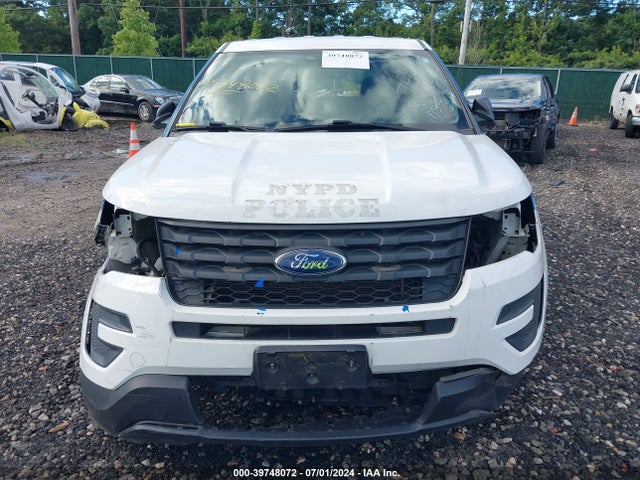 Ford Police Interceptor Utility 2018 1FM5K8AR1JGA37090 Image 12
