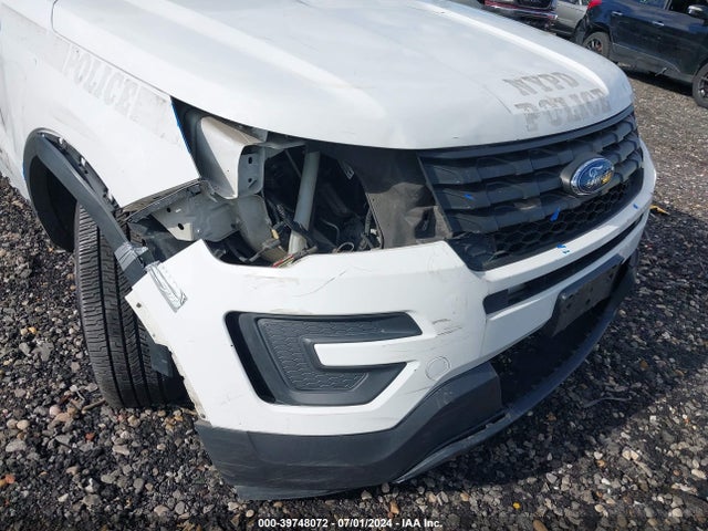 Ford Police Interceptor Utility 2018 1FM5K8AR1JGA37090 Image 6